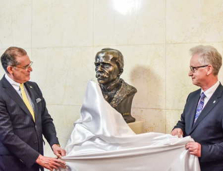 Ruy Barbosa’s bust revealed at the Jagiellonian Library